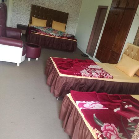 Smart Hotel Abbottabad Bagian luar foto