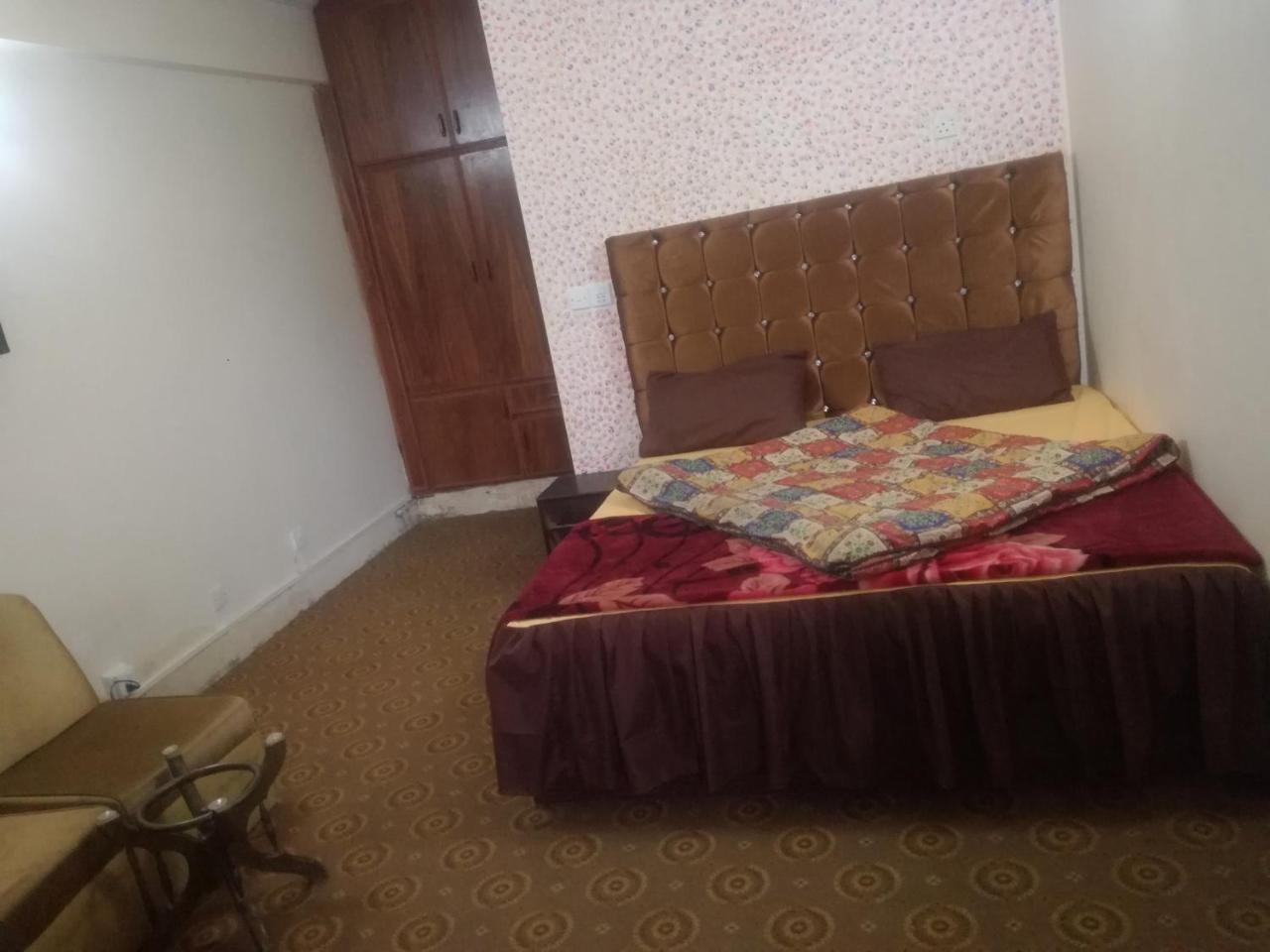 Smart Hotel Abbottabad Bagian luar foto